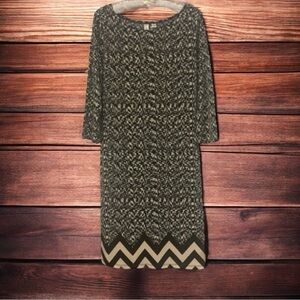 TACERA GEOMETRIC PATTERN SHIFT DRESS SIZE SMALL